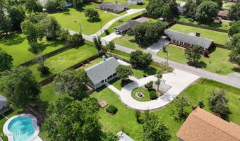 241 Bismark St, Bay St. Louis, MS 39520