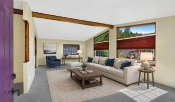 425 N Chuckanut Dr, Bellingham, WA 98229