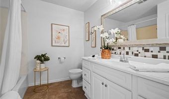 1 Dogwood Dr, Bella Vista, AR 72715