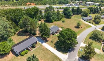 209 Stevens St, Appomattox, VA 24522