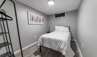 3 Luther St, Johnston, RI 02919