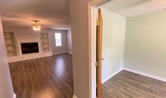 427 Muscadine Trl, Baskerville, VA 23915