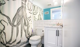 25 Dearborn St 2, Newport, RI 02840