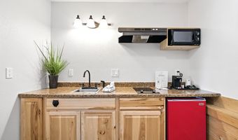 6506 Main St, Bonners Ferry, ID 83805