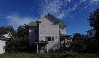 705 W Maple Ave, Alderson, WV 24910