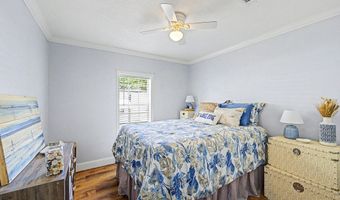 971 Laurel Cir, Barefoot Bay, FL 32976