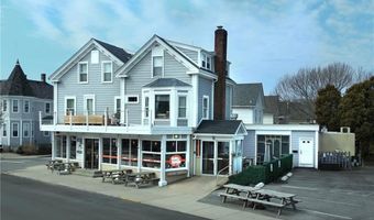 3 Carroll Ave, Newport, RI 02840