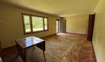 888 Oakville Rd, Appomattox, VA 24522