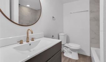 468 W PAR St 468, Orlando, FL 32804