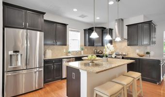 20997 POTOMAC TRAIL Cir, Ashburn, VA 20148