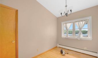 144 Aldrich Rd, Glocester, RI 02857