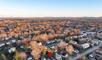 233 Palm St, Bangor, ME 04401