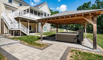 55 Cedar Crest Ln, Auburn, NH 03032
