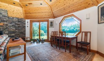130 Willowbrook Dr, Arapahoe, NC 28510