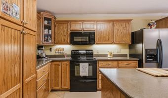 365 Morris Dr, Americus, GA 31719