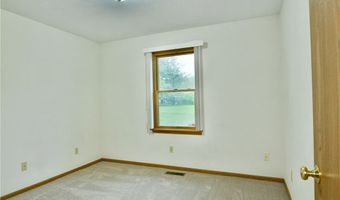 5180 Winthrop Dr, Austintown, OH 44515