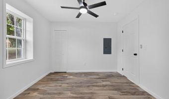 914 Dooley Ave, Albertville, AL 35951