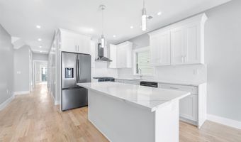 88 W 20TH St 1, Bayonne, NJ 07002