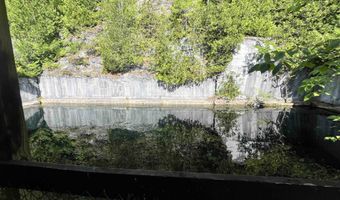 590 Franklin St, Brandon, VT 05733