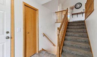 207 Ash St E, Annandale, MN 55302