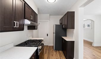 378 Cross St, Akron, OH 44311