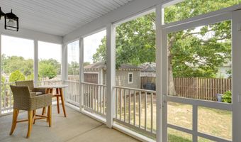 2503 TAYLOR Ave, Alexandria, VA 22302