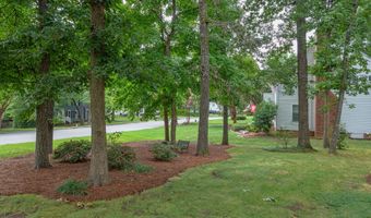 1001 Lantern Light Ct, Apex, NC 27502