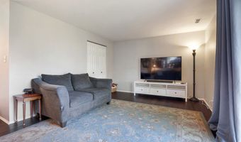 650 BUTTERFIELD Dr, Algonquin, IL 60102