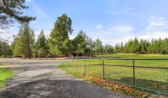 62255 Wallace Rd, Bend, OR 97701