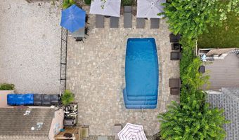 109 CENTRE St, Beach Haven, NJ 08008