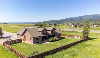 39 TRAIL RIDGE Rd, Alpine, WY 83128