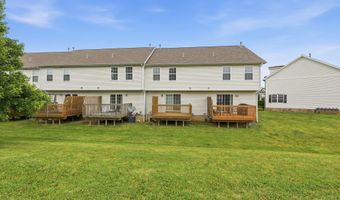 1075 Shady Lake Dr, Columbus, OH 43228