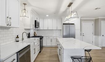 9 Joseph N Zenga Jr Blvd 306, East Greenwich, RI 02818