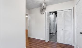 1 Jared Ct, North Providence, RI 02911