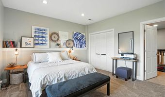 430 Carlyle Dr, North Liberty, IA 52317