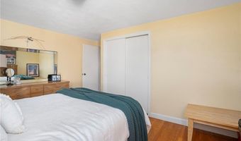 165 Garden City Dr, Cranston, RI 02920