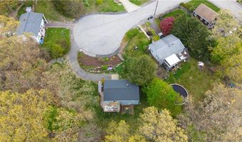6 Linda Ct, Coventry, RI 02816