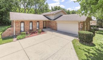 6843 Glacier Dr, Indianapolis, IN 46217