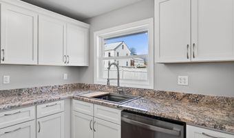 1 Sherbrook St, Augusta, ME 04330