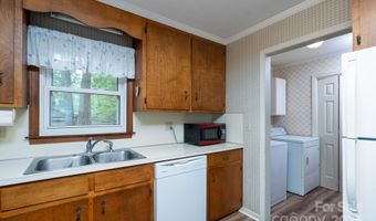 403 Cherrywood Ln, Albemarle, NC 28001