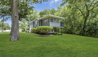 226 Mill Creek Dr, Bayville, NJ 08721