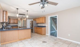27 South St, Blandford, MA 01008