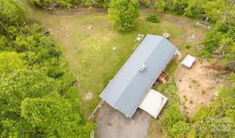 81 Amsoil Dr, Bakersville, NC 28705