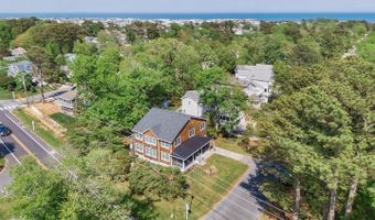 327 OAKWOOD St, Bethany Beach, DE 19930