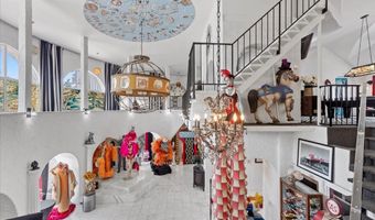 4318 Ridgecrest Dr, Las Vegas, NV 89121
