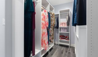 5814 LARPIN Ln, Alexandria, VA 22310
