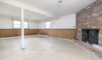 30 Tamanny Trl, Danbury, CT 06811