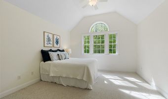 252 Sawyer Rd, Bolton, MA 01740