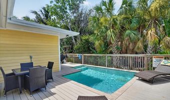 317 N BAY Blvd, Anna Maria, FL 34216
