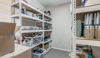 6707 NW 50th St, Bethany, OK 73008